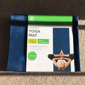 Foldable Yoga Mat! 🙏🏼 📿🧘‍♀️